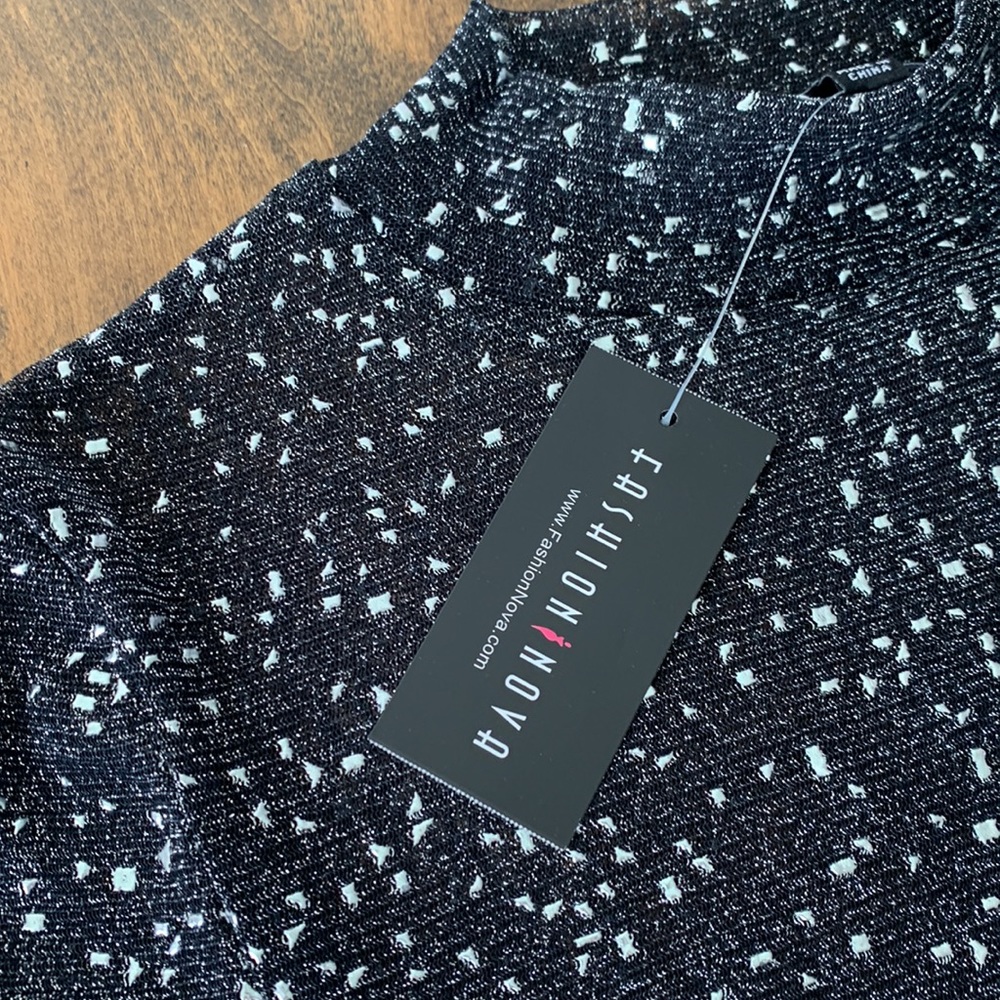 Fashion Nova sheer lace long sleeve bodysuit. - Picture 4 of 8